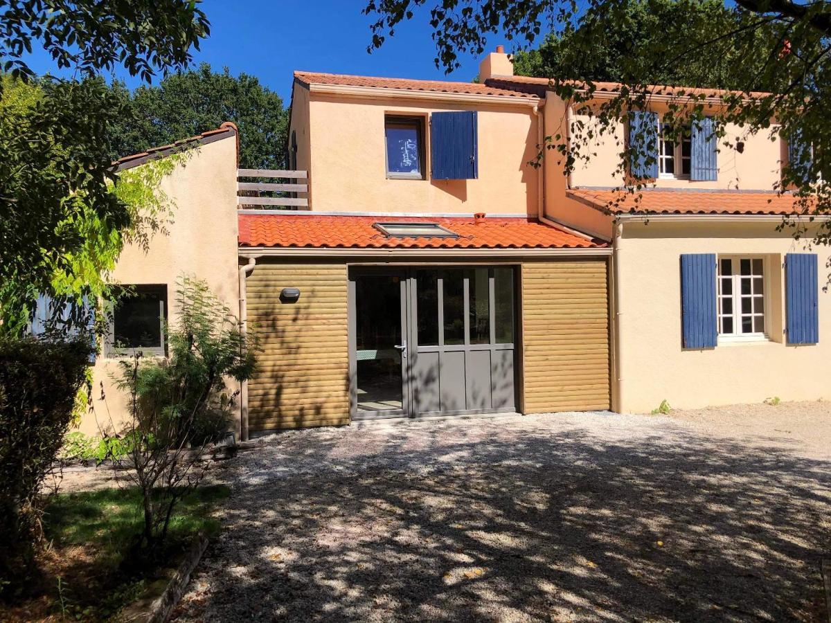 Maison Charmante Avec Piscine Privee A Saint-Georges-De-Pointindouxc Zewnętrze zdjęcie